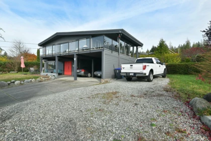 Outdoor Kitchen Photo of 4926 Laurel Avenue, Sechelt, BC