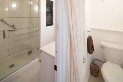 Mudroom Photo of 2305 W 3rd Avenue, Vancouver, BC
