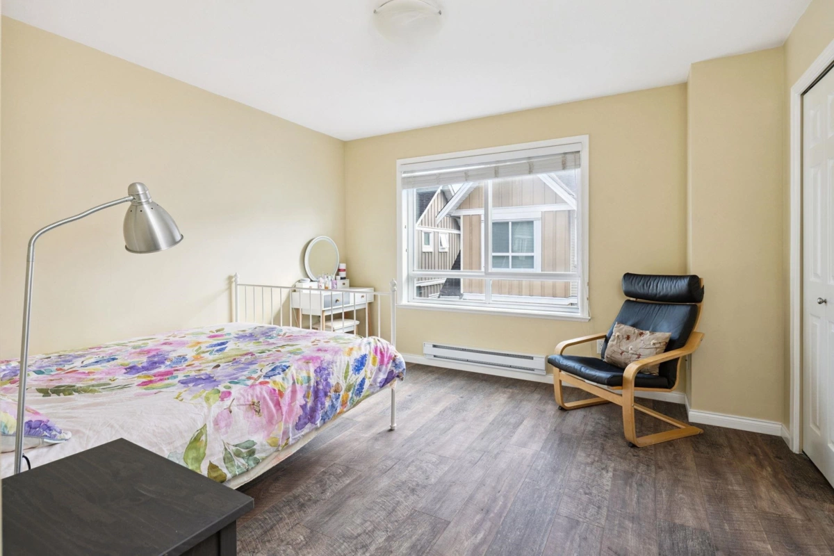 Bedroom 3 Photo of 16 9451 Granville Avenue, Richmond, BC