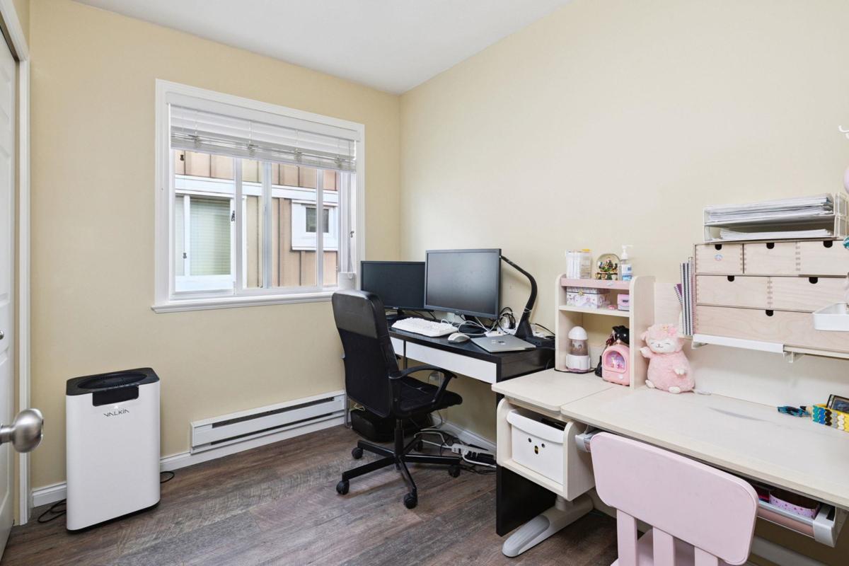 Loft / Bonus Room Photo of 16 9451 Granville Avenue, Richmond, BC