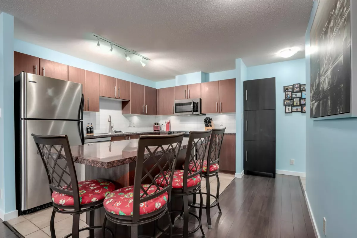 Bedroom 4 Photo of 707 2088 Madison Avenue, Burnaby, BC