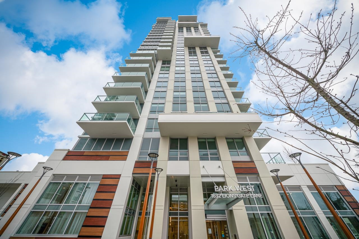 Front Yard Photo of 2102 1632 Lions Gate Lane, North Vancouver, BC