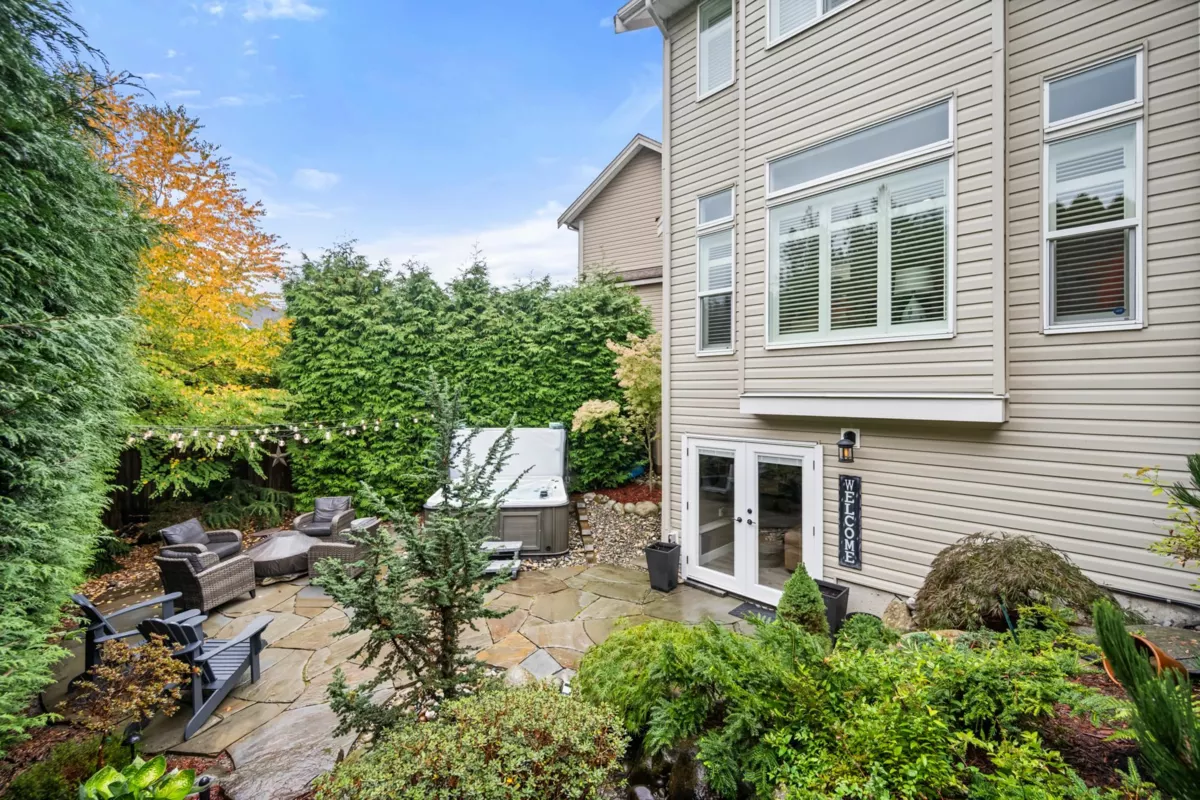 Hot Tub / Spa Photo of 6087 163a Street, Surrey, BC