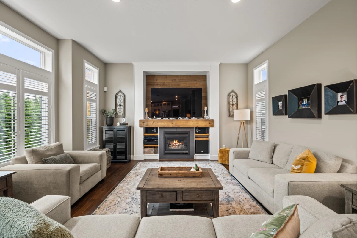 Living Room Photo of 6087 163a Street, Surrey, BC