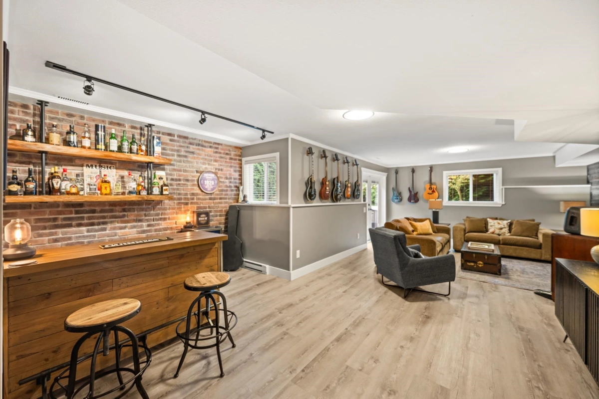 Outdoor Patio Photo of 6087 163a Street, Surrey, BC