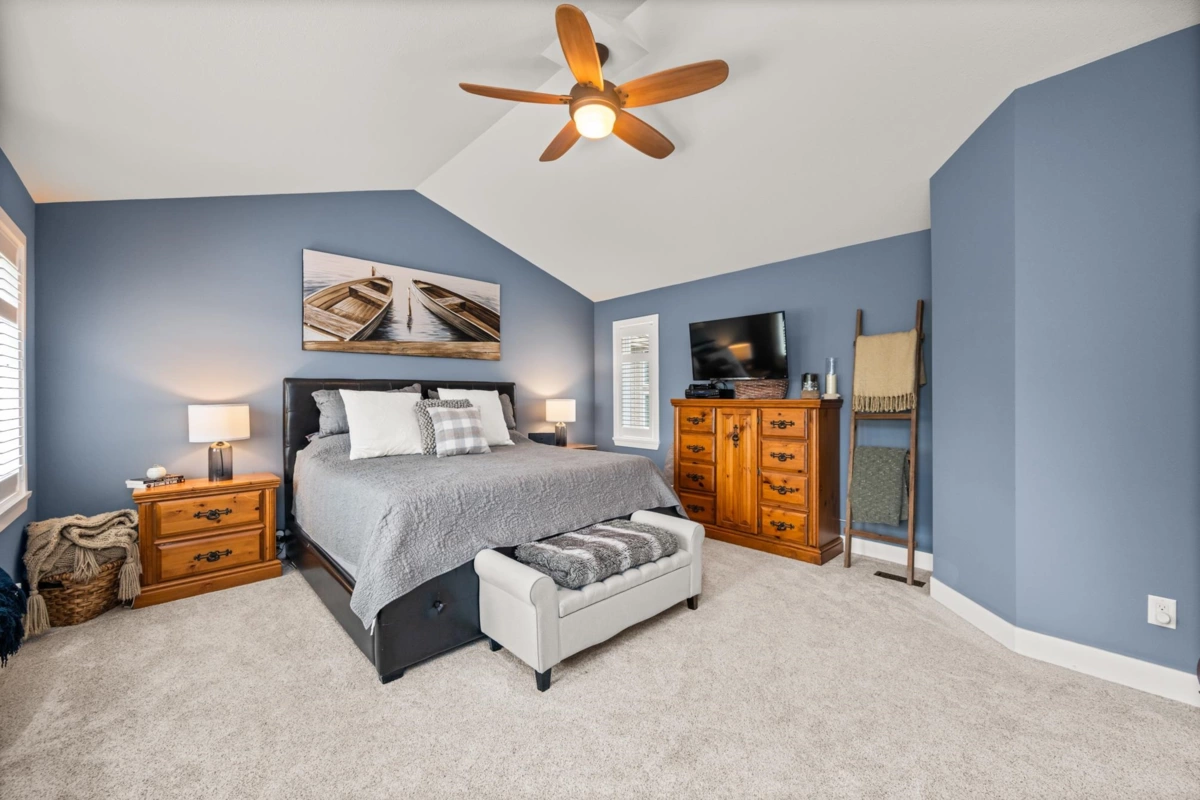 Powder Room Photo of 6087 163a Street, Surrey, BC