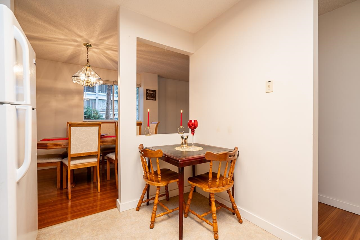 Walk-In Closet Photo of 201 550 Eighth Street, New Westminster, BC