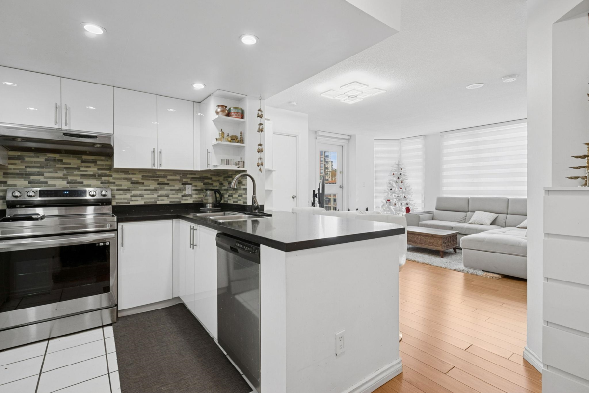 Bedroom 4 Photo of 1402 828 Agnes Street, New Westminster, BC