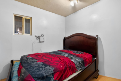 Powder Room Photo of 12546 96 Avenue, Surrey, BC