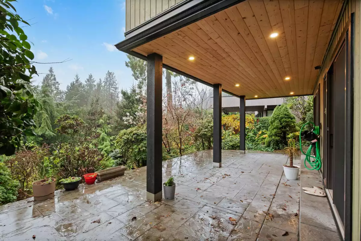 Garage Interior Photo of 5625 Eagle Court, North Vancouver, BC