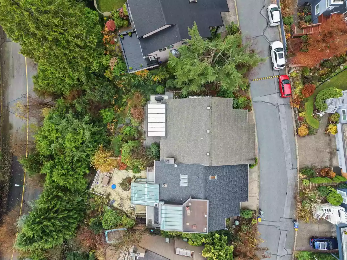 Hot Tub / Spa Photo of 5625 Eagle Court, North Vancouver, BC