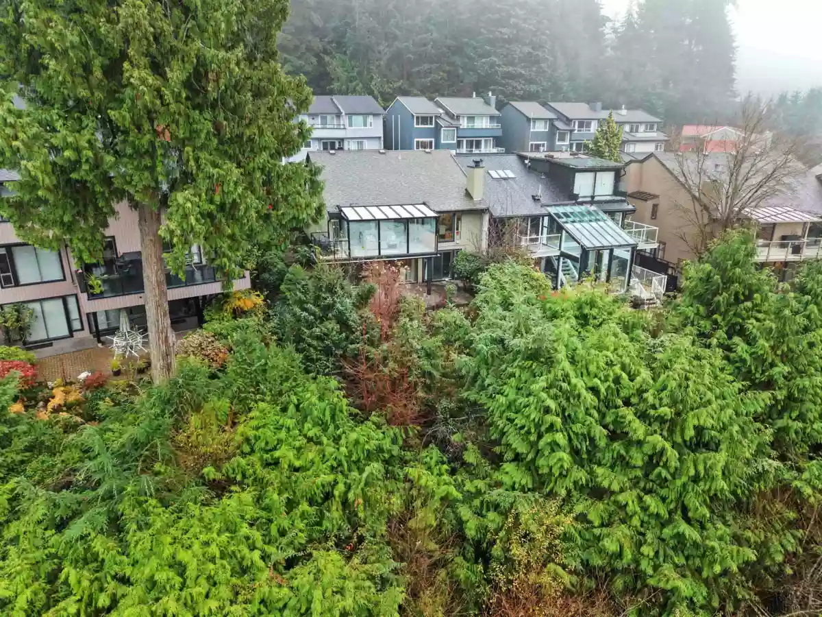 Swimming Pool Photo of 5625 Eagle Court, North Vancouver, BC