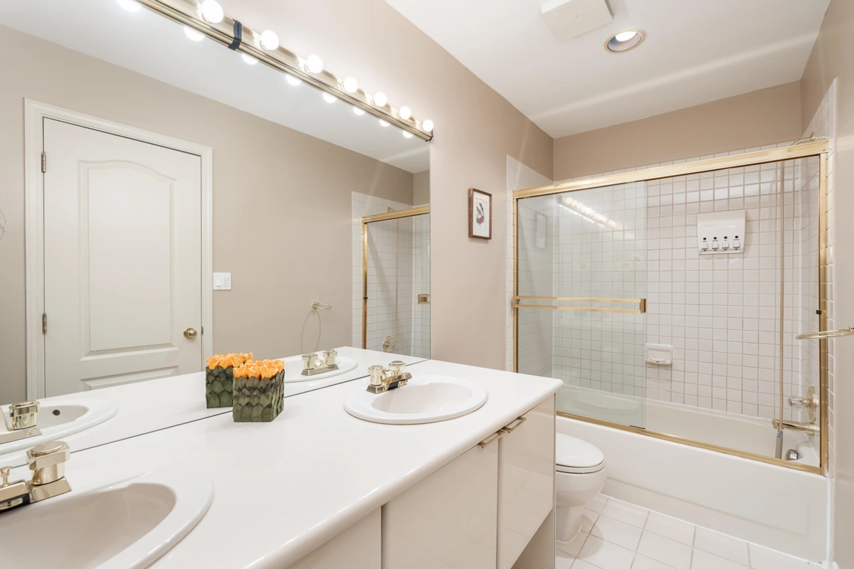 Garden / Landscaping Photo of 1595 Tyrol Court, West Vancouver, BC