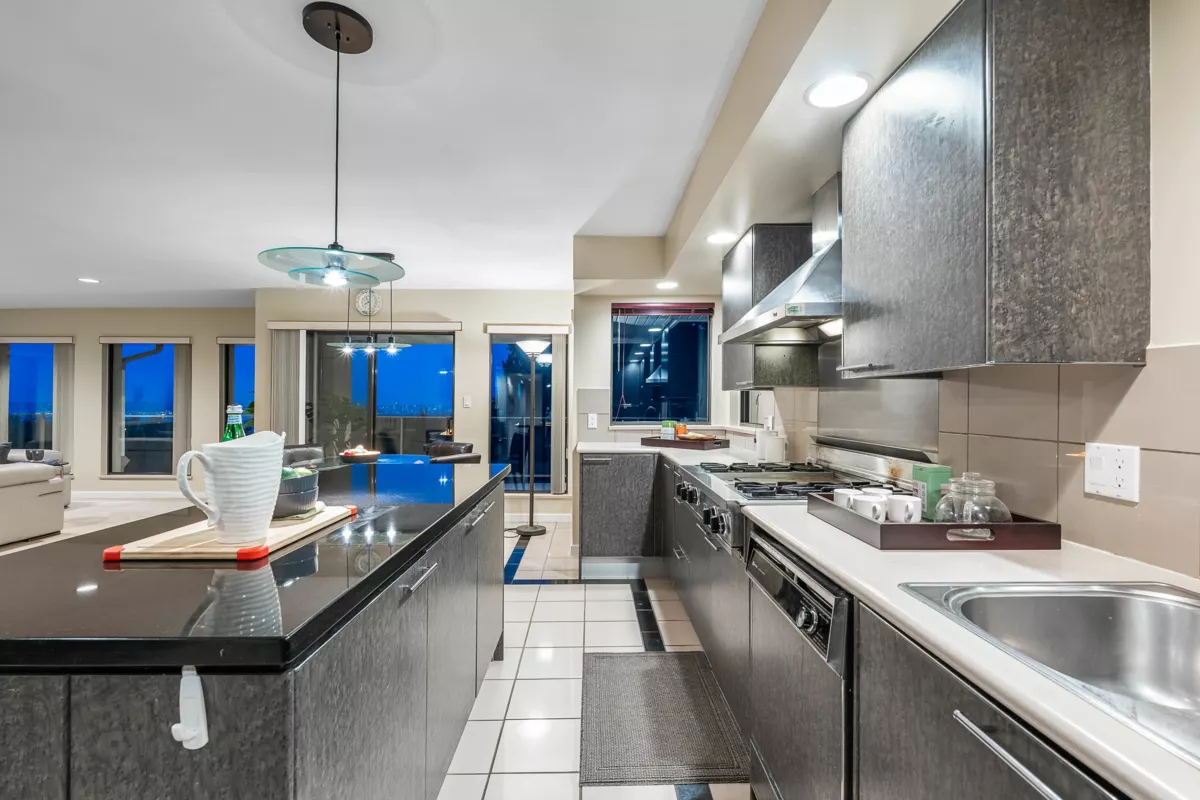 Loft / Bonus Room Photo of 1595 Tyrol Court, West Vancouver, BC