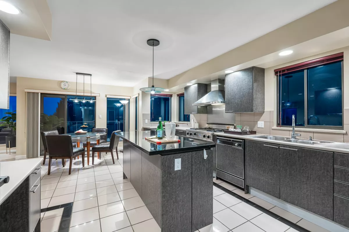 Office / Den Photo of 1595 Tyrol Court, West Vancouver, BC