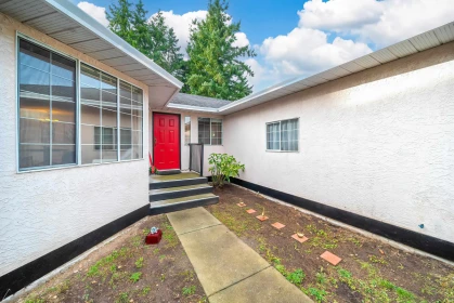 Living Room Photo of 2085 153 Street, Surrey, BC