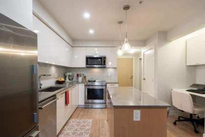 209 233 Kingsway, Vancouver, BC, Vancouver — Apartment/Condo for sale