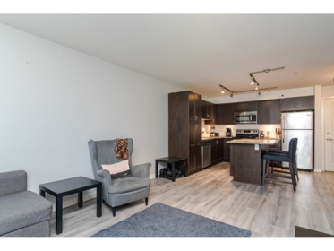 Kitchen Island Photo of 103 2191 Shaughnessy Street, Port Coquitlam, BC