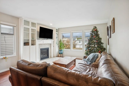 658 Pender Place, Port Coquitlam, BC, Port Coquitlam — Single Family Residence for sale