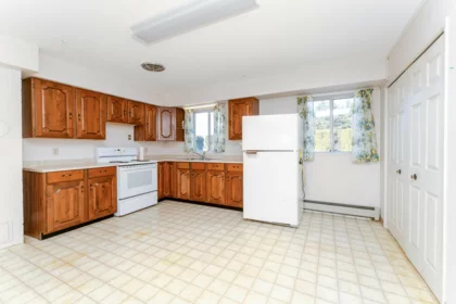 Hot Tub / Spa Photo of 11871 No. 3 Road, Richmond, BC