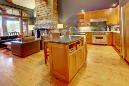 6C 2300 Nordic Drive, Whistler, BC, Whistler — Other for sale