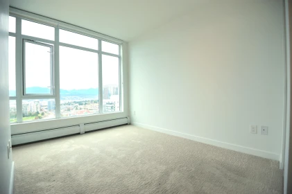 Walk-In Closet Photo of 2904 13350 Central Avenue, Surrey, BC