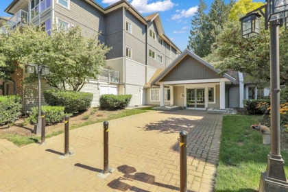 309 9626 148 Street, Surrey, BC
