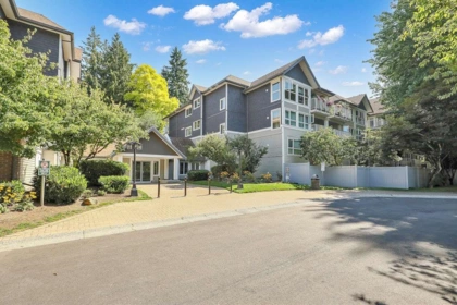 309 9626 148 Street, Surrey, BC