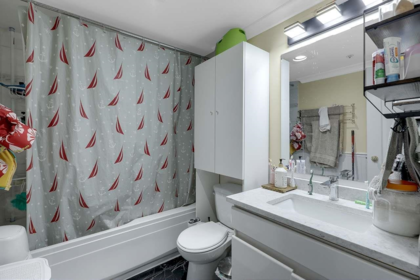 Office / Den Photo of 309 9626 148 Street, Surrey, BC