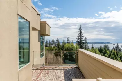 Mudroom Photo of 3112 Deer Ridge Drive, West Vancouver, BC