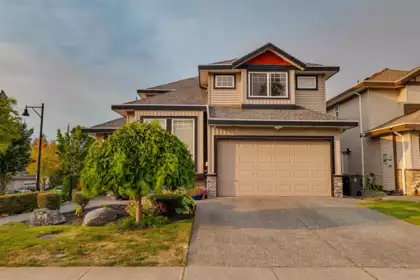 16453 61 Avenue, Surrey, BC, Surrey — Single Family Residence for sale