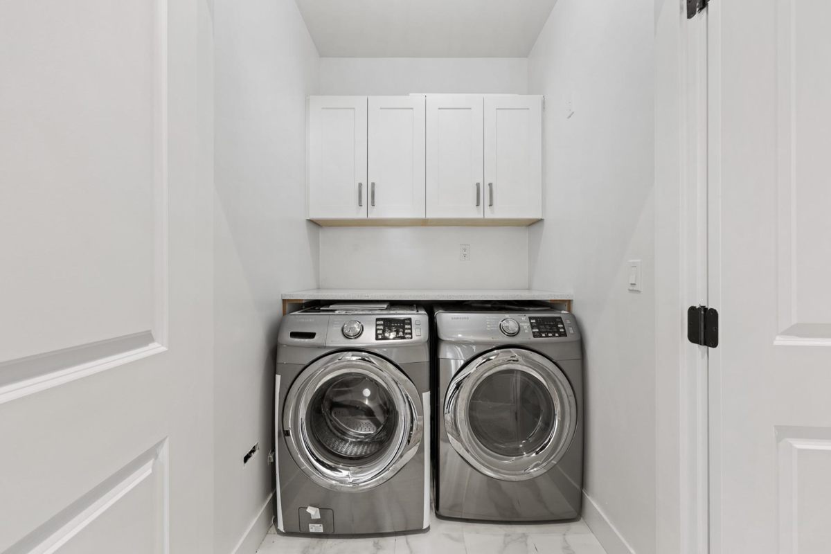 Entry Foyer Photo of 10579 132 Street, Surrey, BC