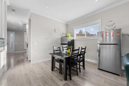 Breakfast Nook Photo of 10579 132 Street, Surrey, BC