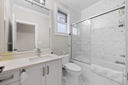 Mudroom Photo of 10579 132 Street, Surrey, BC
