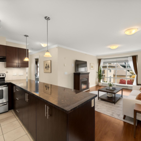 403 17769 57 Avenue, Surrey, BC, Surrey — Apartment/Condo for sale