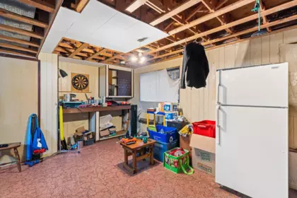 Walk-In Closet Photo of 2751 153a Street, Surrey, BC