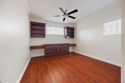 Entry Foyer Photo of 17120 85a Avenue, Surrey, BC