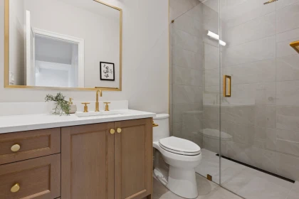 Laundry Room Photo of 811 Madison Avenue, Burnaby, BC