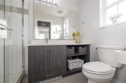 Office / Den Photo of 8 15588 32 Avenue, Surrey, BC