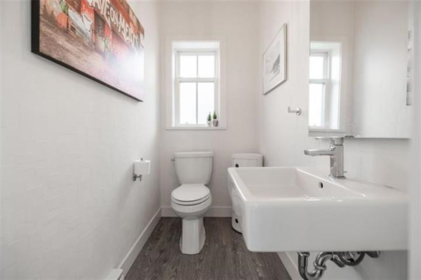 Walk-In Closet Photo of 8 15588 32 Avenue, Surrey, BC