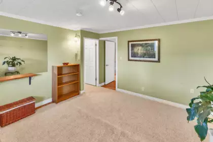 Hallway Photo of 3321 Viewmount Drive, Port Moody, BC