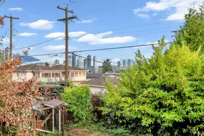 Primary Bedroom Photo of 3550 Boundary Road, Burnaby, BC
