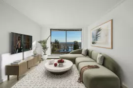 301 320 Royal Avenue, New Westminster, BC