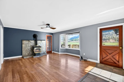 Garage Interior Photo of 10148 Mountainview Road, Mission, BC