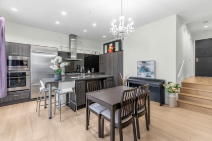 101 220 Salter Street, New Westminster, BC