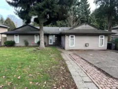 8846 Queen Mary Boulevard, Surrey, BC