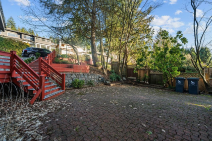 271 Montroyal Boulevard, North Vancouver, BC, North Vancouver — Single Family Residence for sale
