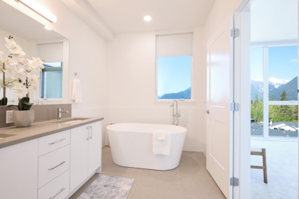 307 3405 Mamquam Road, Squamish, BC, Squamish — Apartment/Condo for sale
