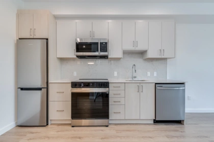 Family Room Photo of E216 13858 108 Avenue, Surrey, BC
