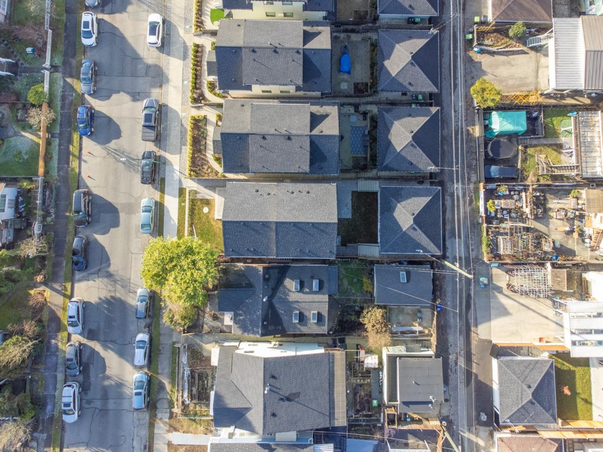 Community Amenities Photo (Clubhouse) of 1 3547 E Georgia Street, Vancouver, BC